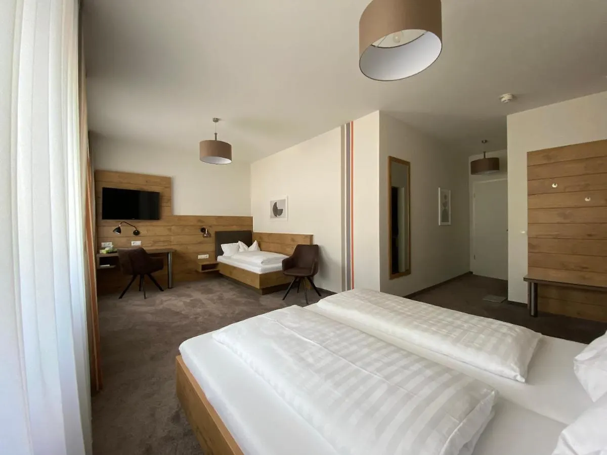 *** Hotel Hotel-Pension Scharl Am Maibaum Eitting Germany