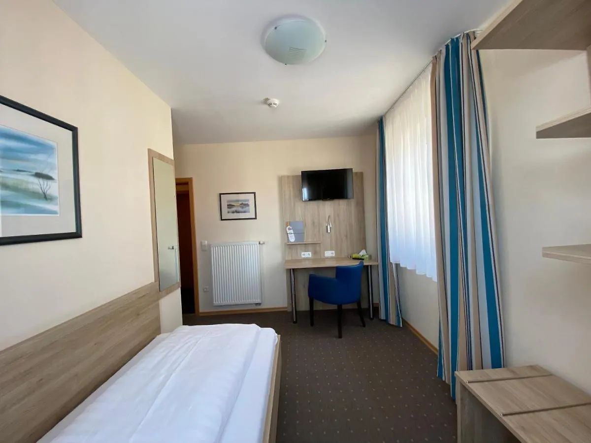 Hotel-Pension Scharl Am Maibaum Eitting